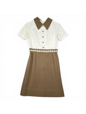 Vintage Two-Tone Brown and Cream Dress with Collar and Floral Waist Detail